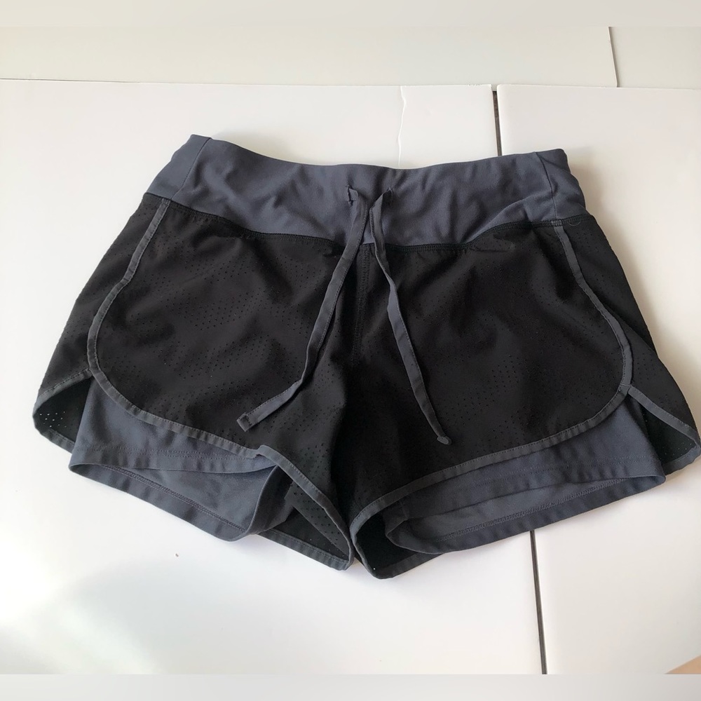 Running shorts with built in spandex